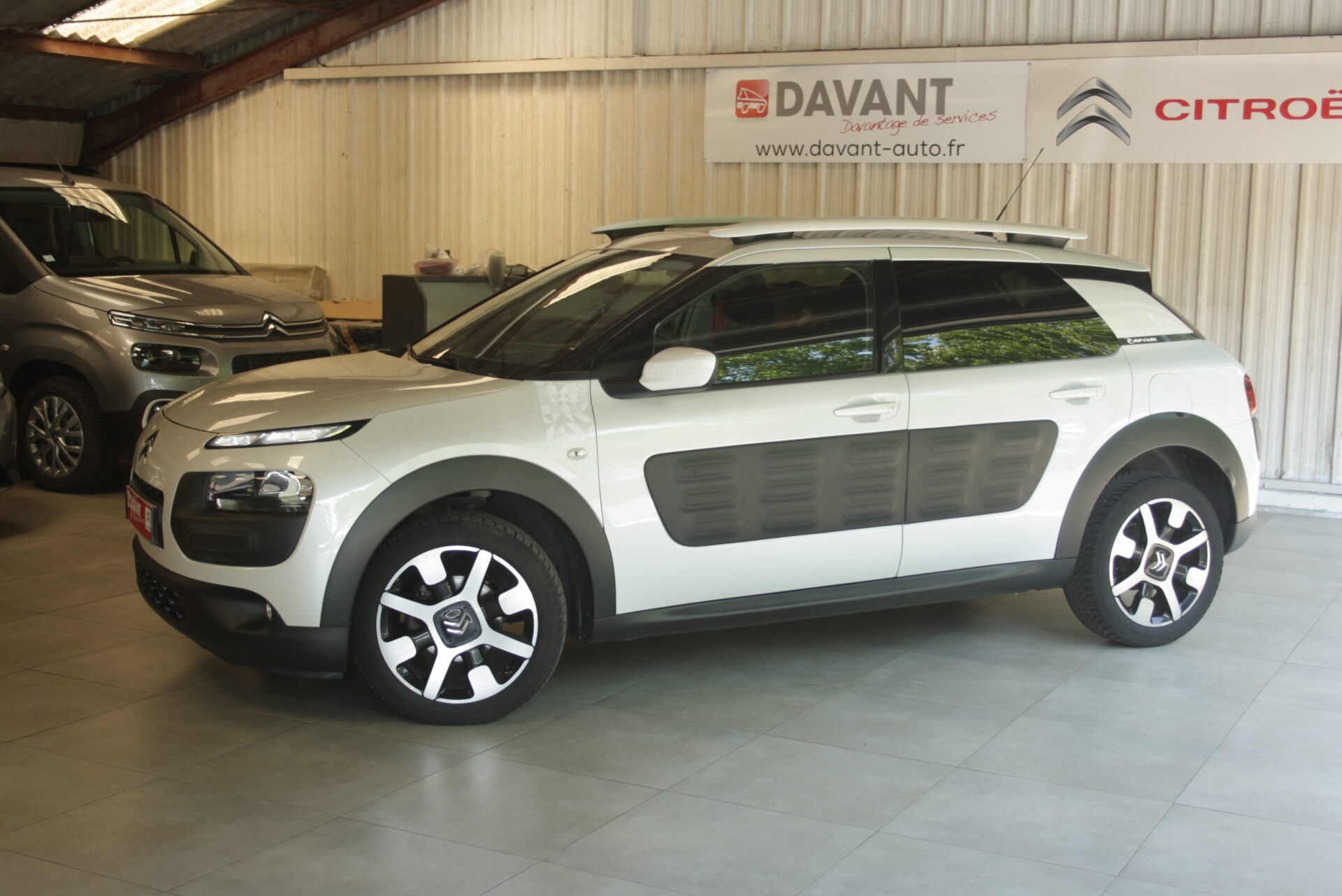 Ami électrique Pau, Carrosserie Pau, Citroën Pau, Garage auto Pau, Mécanique Pau, Occasion Citroën Pau, Voiture occasion Pau